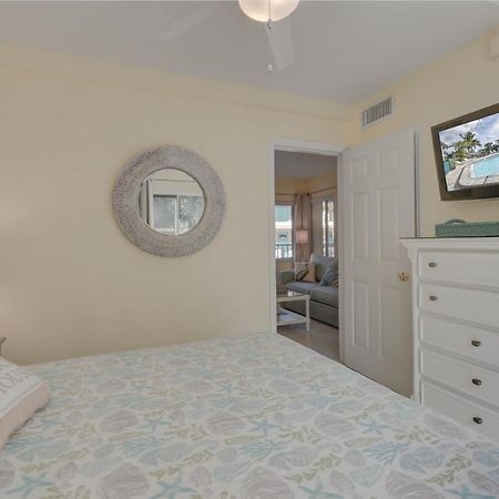 Five Palms Vacation Rentals- Daily - Weekly - Monthly 克利尔沃特 外观 照片