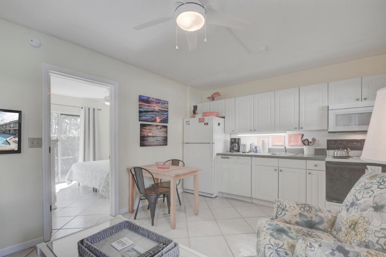 Five Palms Vacation Rentals- Daily - Weekly - Monthly 克利尔沃特 外观 照片