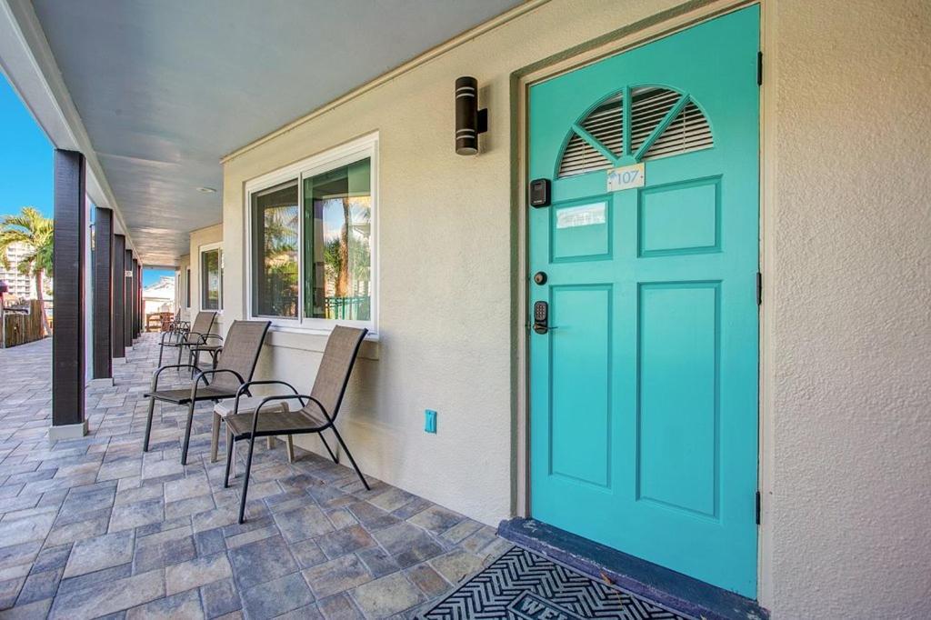 Five Palms Vacation Rentals- Daily - Weekly - Monthly 克利尔沃特 外观 照片