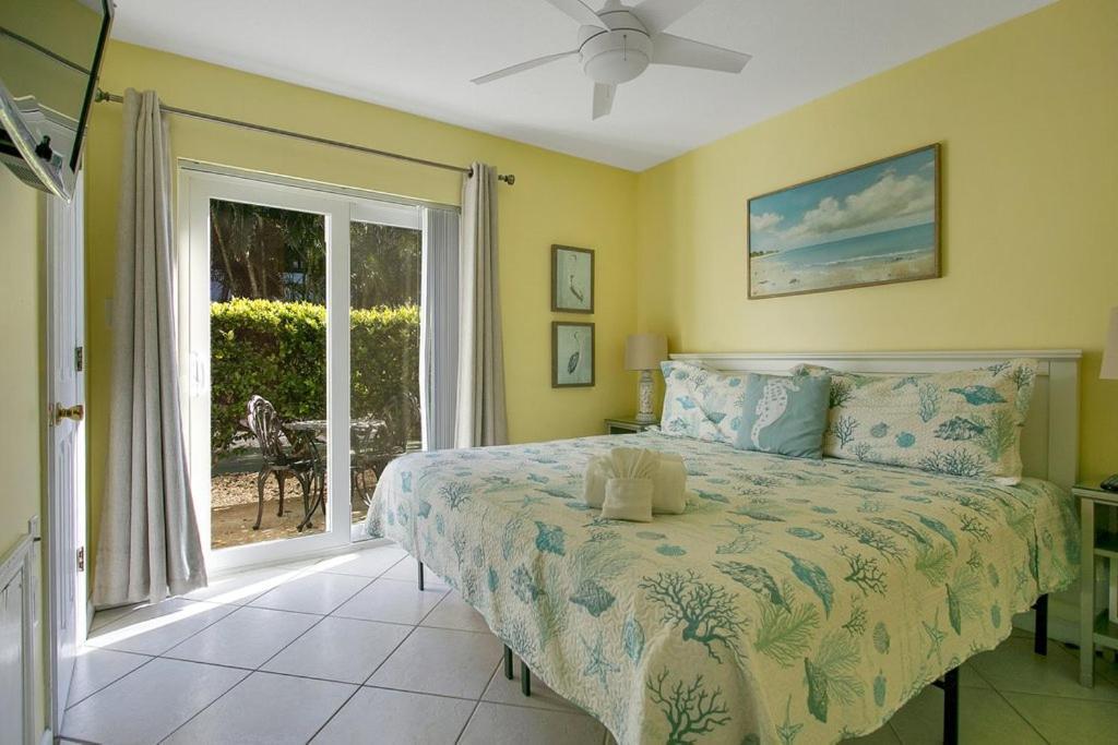 Five Palms Vacation Rentals- Daily - Weekly - Monthly 克利尔沃特 外观 照片