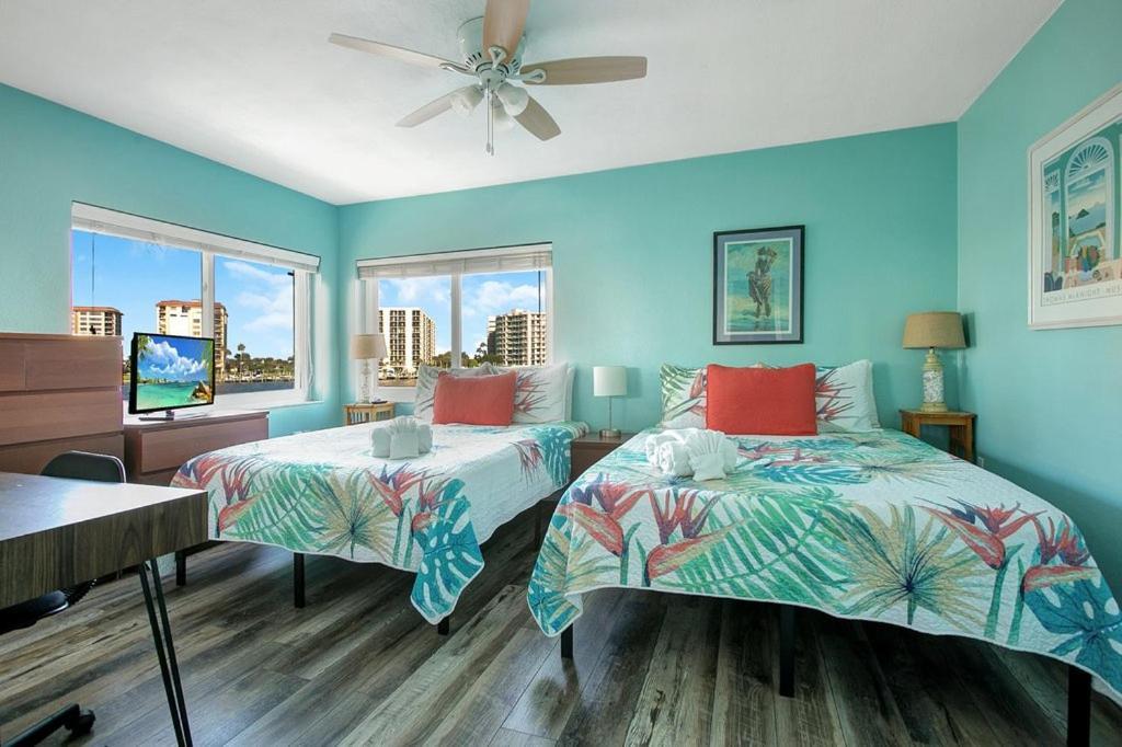 Five Palms Vacation Rentals- Daily - Weekly - Monthly 克利尔沃特 外观 照片