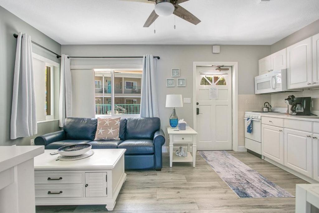 Five Palms Vacation Rentals- Daily - Weekly - Monthly 克利尔沃特 外观 照片