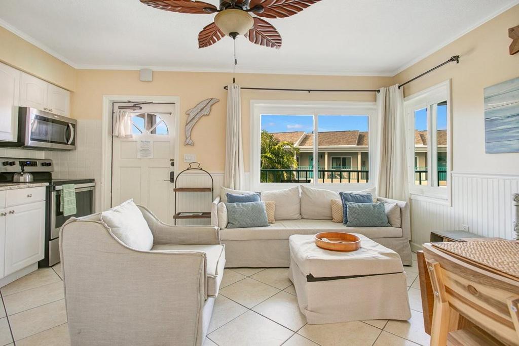 Five Palms Vacation Rentals- Daily - Weekly - Monthly 克利尔沃特 外观 照片